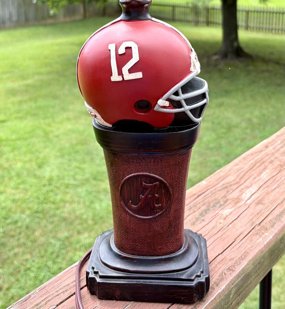 Vintage Style 2009 Alabama Crimson Tide #12 Helmet Lamp